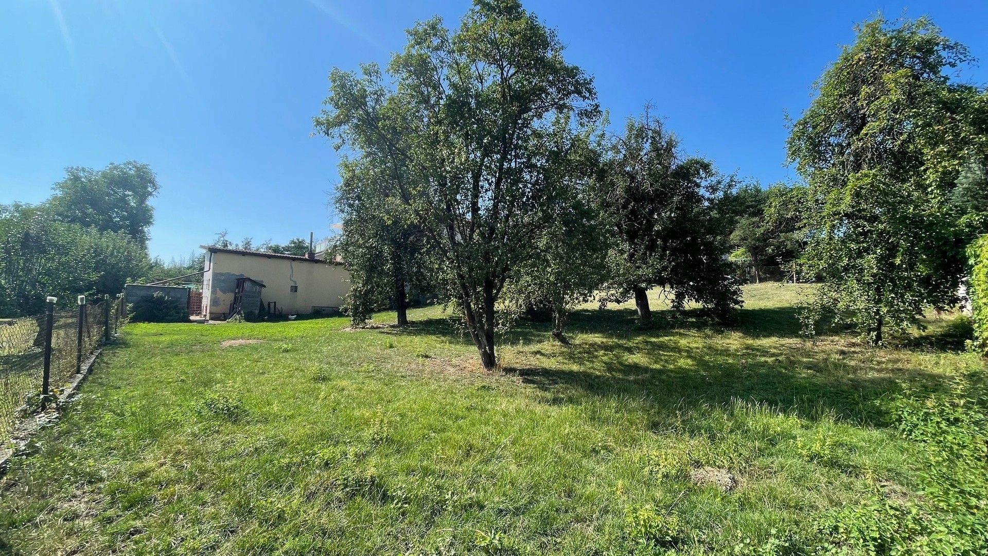 Prodej pozemek pro bydlení - Podělusy, Týnec nad Sázavou