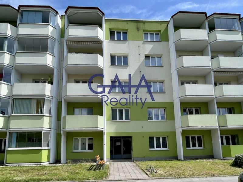 Pronájem byt 1+1 - Hutník, Veselí nad Moravou, 37 m²