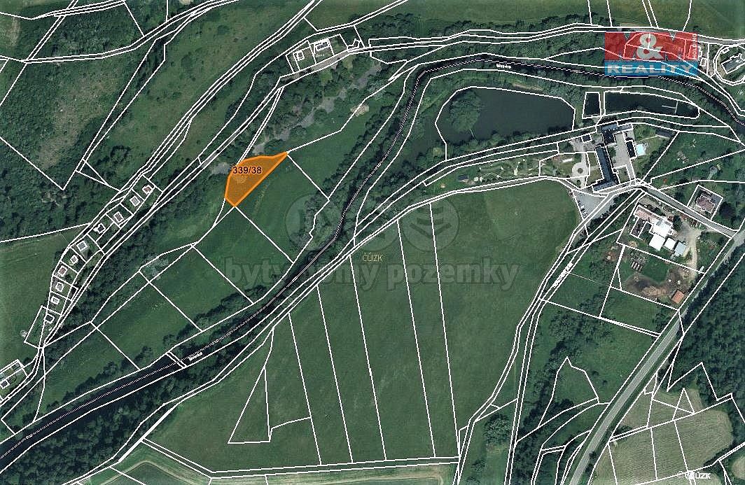 Louka, 1 620 m²