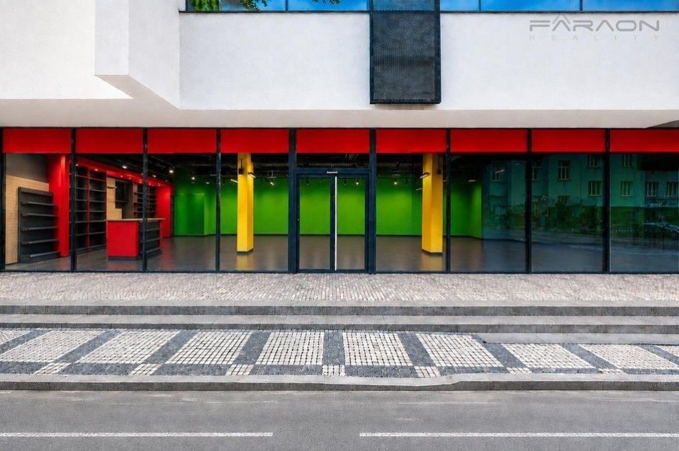 Obchodní prostory · 174 m² · Nuselská, Praha - 3