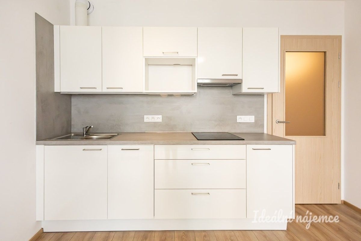 2+kk, Praha 11, Praha, 44 m² - 1