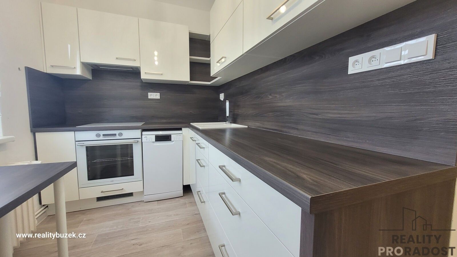 Prodej byt 2+1 - Velehradská 2712, Kroměříž, 57 m² - 5