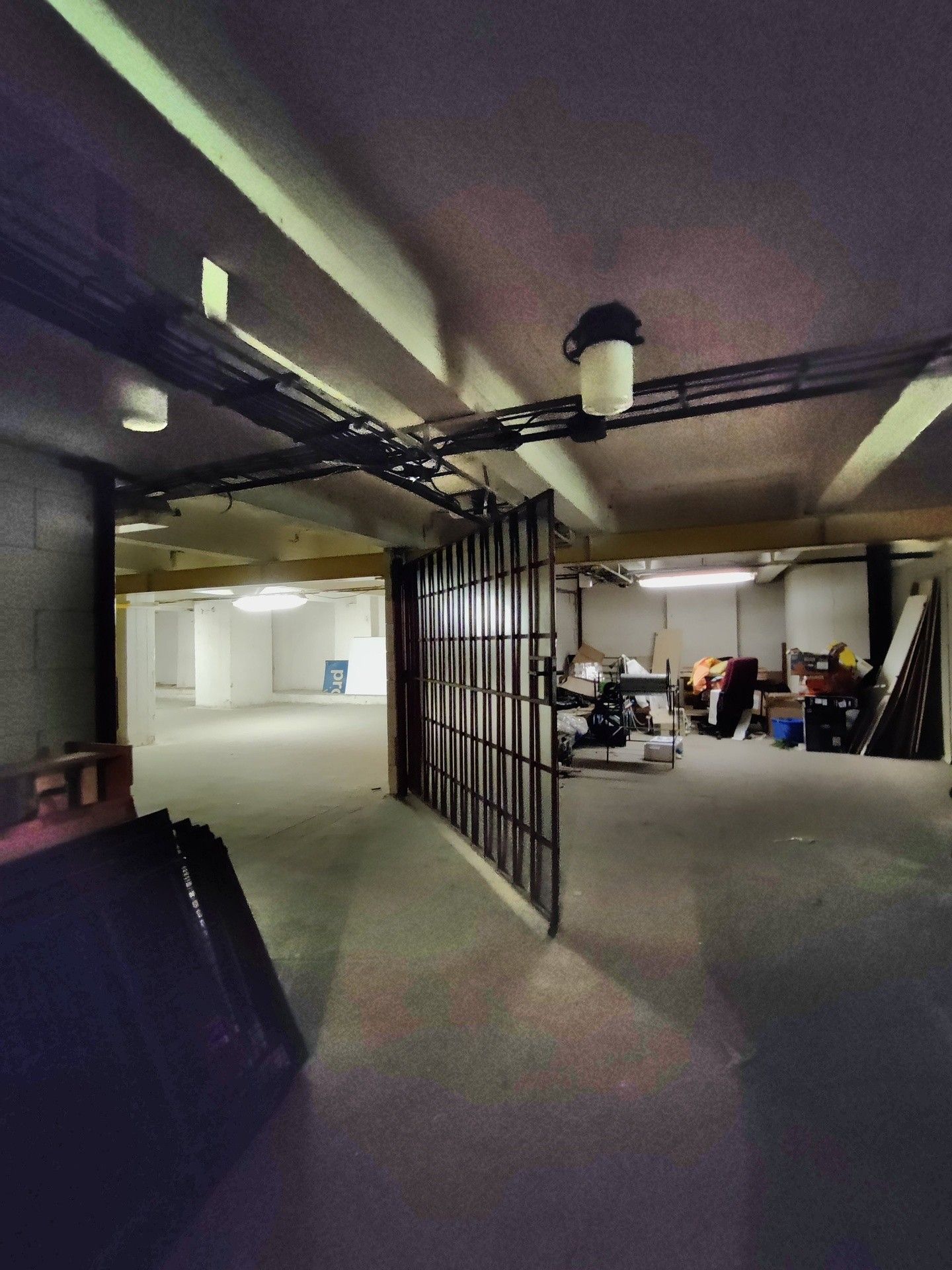 Sklad · 279 m² · Na Jarově, Praha - 3