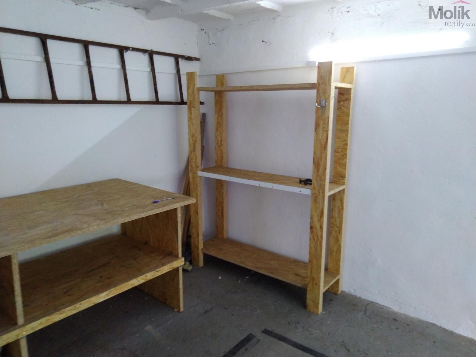 Garáž · 24 m² · Teplické Předměstí, Bílina - 4