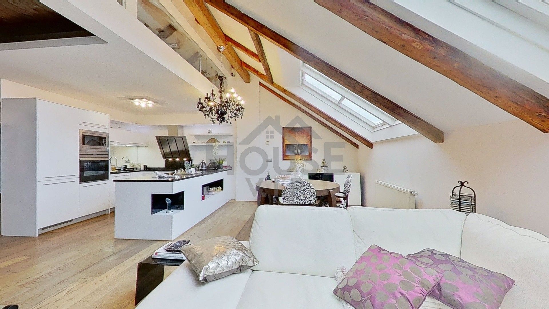 3+kk, Nové Město, Praha, 122 m²