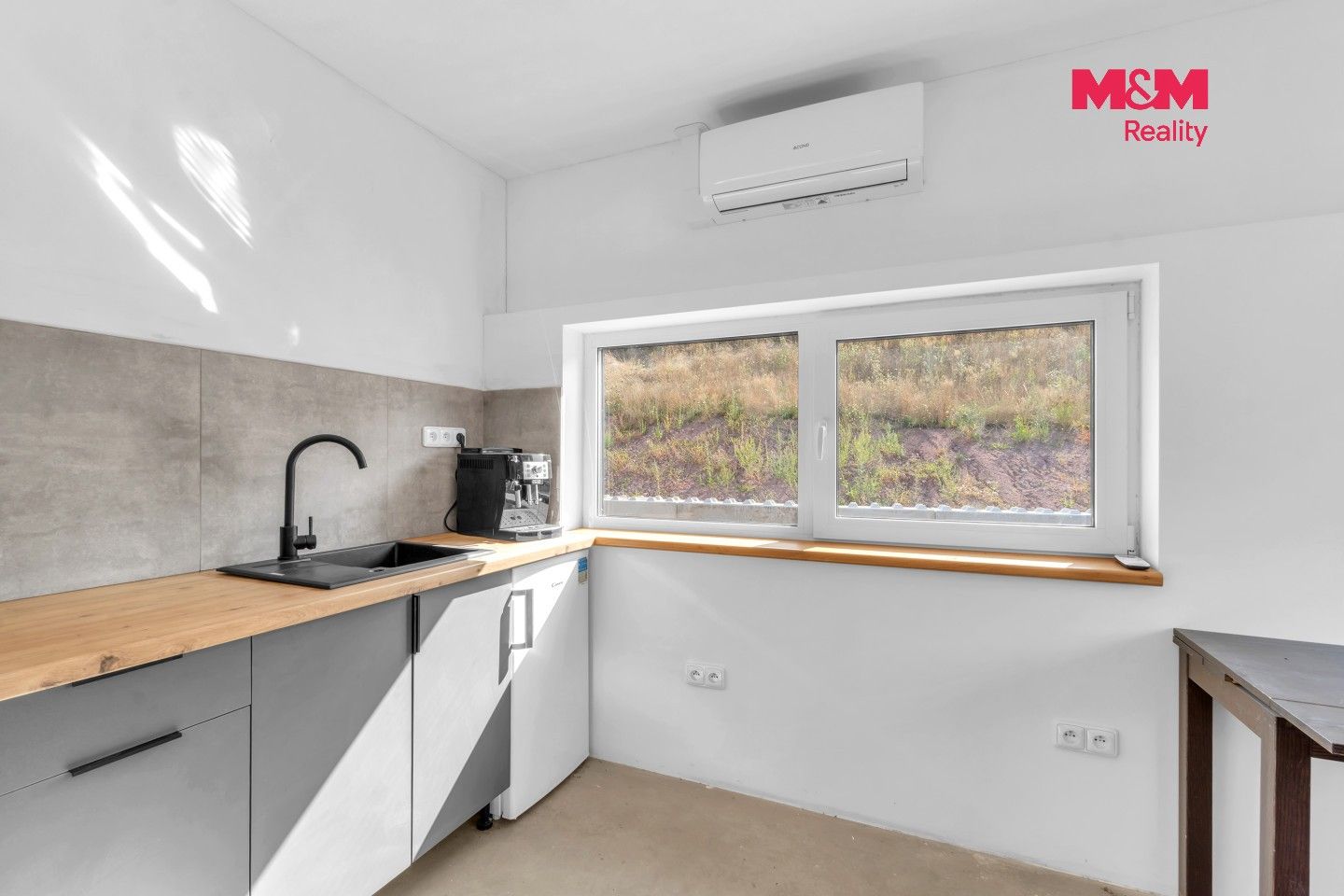Pronájem výrobní prostory - Přibyslavská, Nová Paka, 450 m² - 5