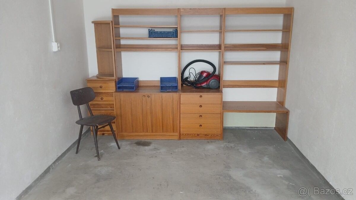 Pronájem garáž - Karlovy Vary, 360 01