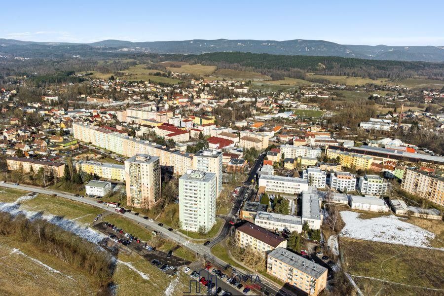 Komerční nemovitost, 464 m²