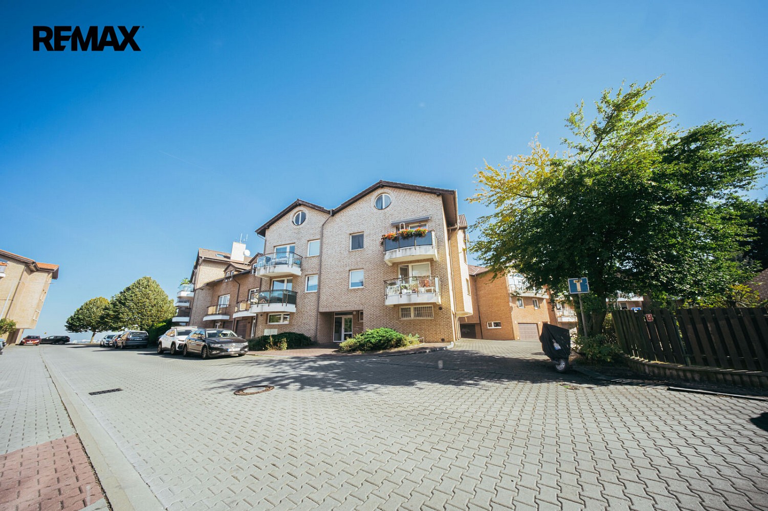 3+1, Dělnická, Dolní Břežany, okres Praha-západ, 134 m² - 1