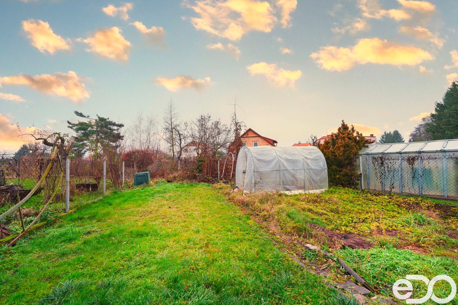Prodej rodinný dům - Ed. Karla, Smiřice, 210 m²