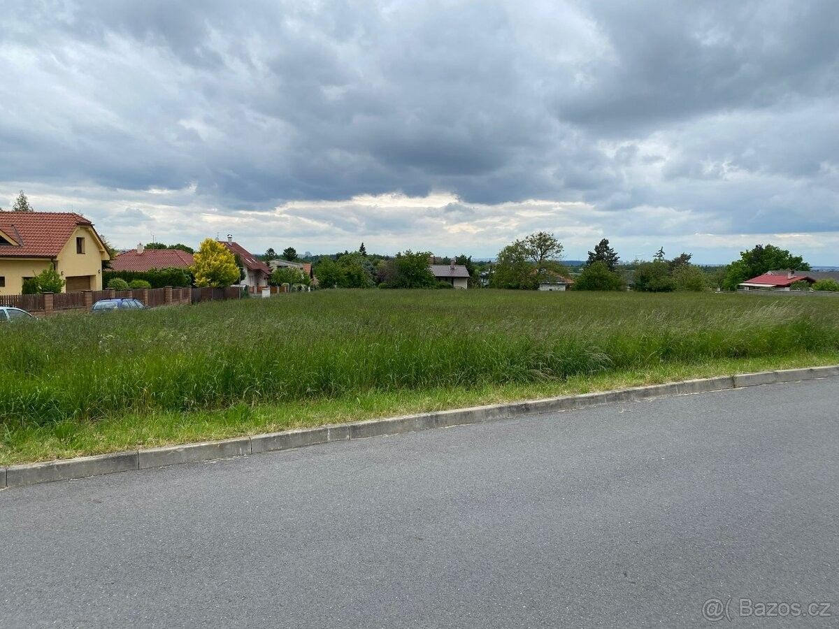 Prodej pozemek pro bydlení - 251 70, Praha - východ