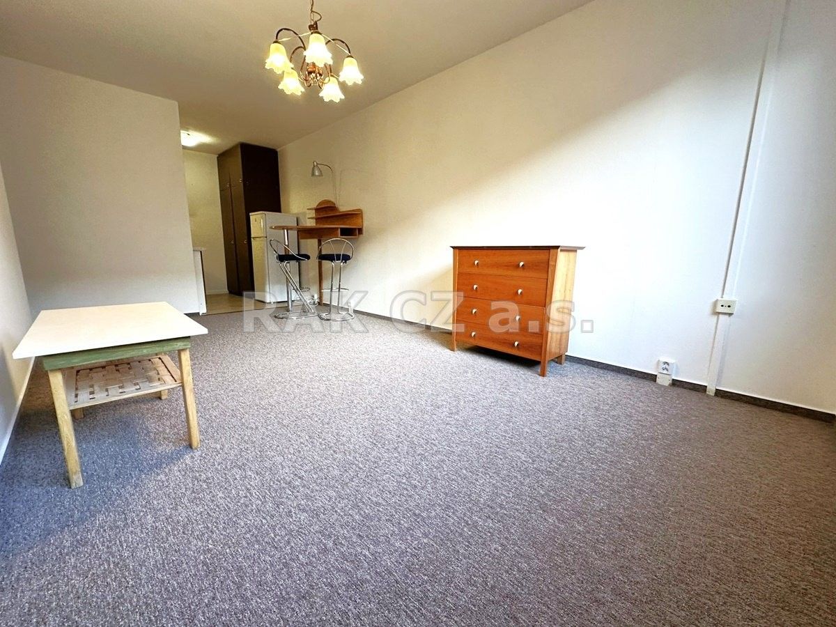 Pronájem byt 2+kk - Jana Růžičky, Praha, 43 m²