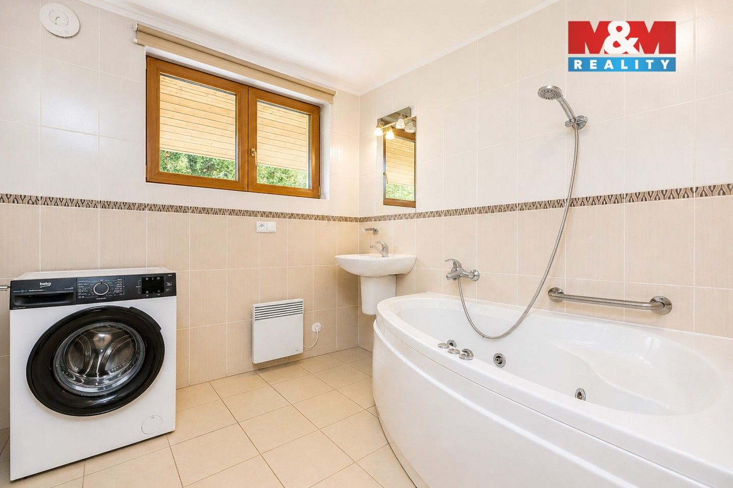 Prodej rodinný dům - Ledská, Hřibiny-Ledská, 156 m² - 5