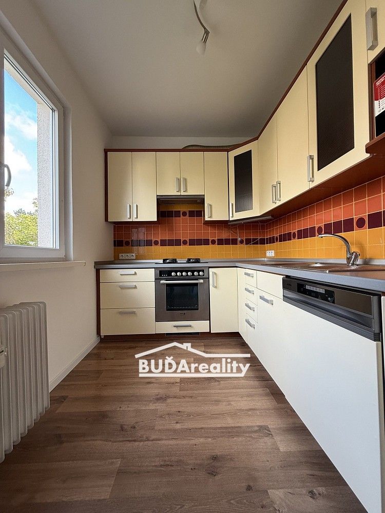 Byt 2+1 · 55 m² · M. Knesla, Zlín - 4