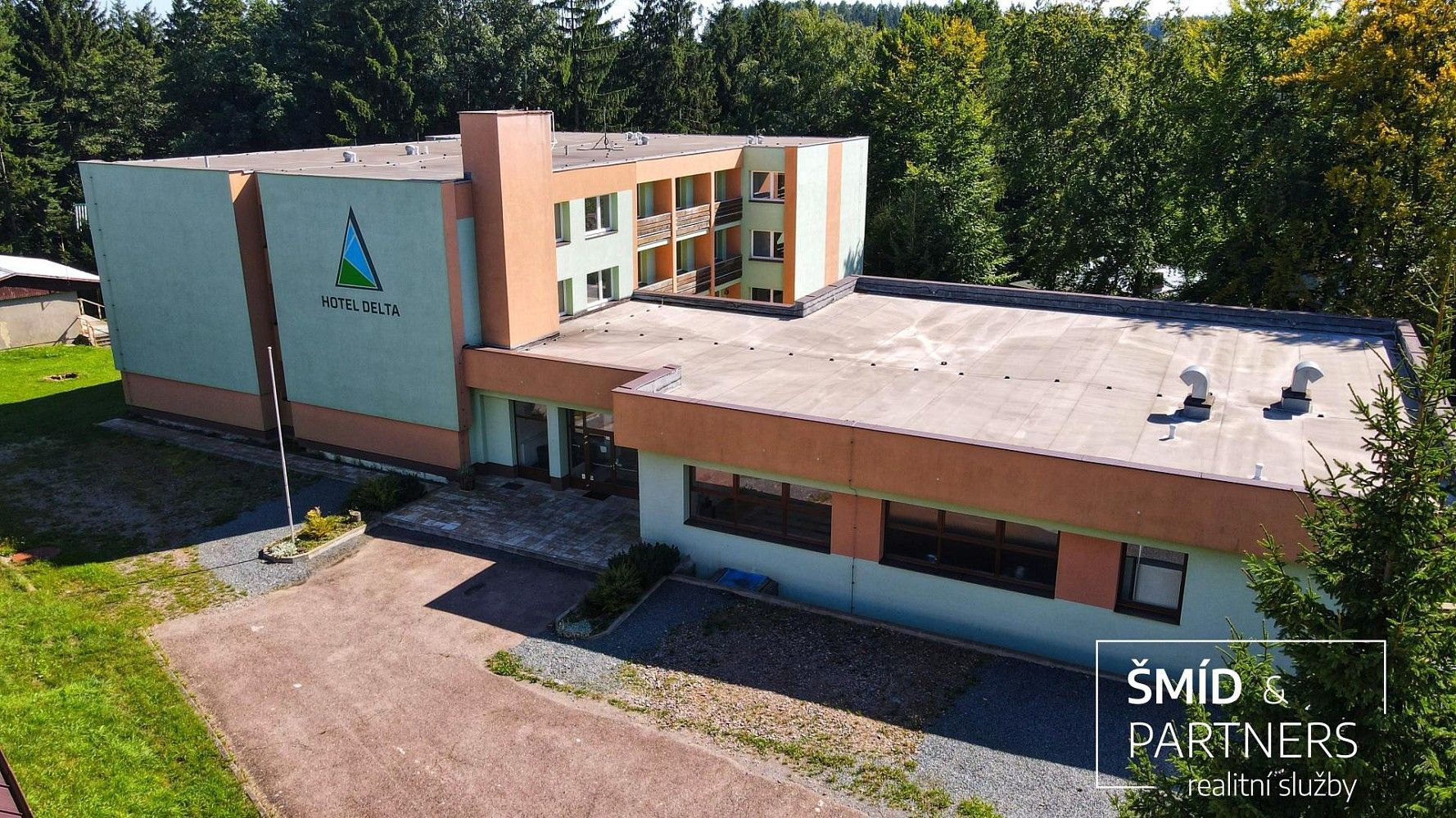 Ubytovací zařízení, Seč - Ústupky, okres Chrudim, Pardubický kraj, 2 642 m² - 1