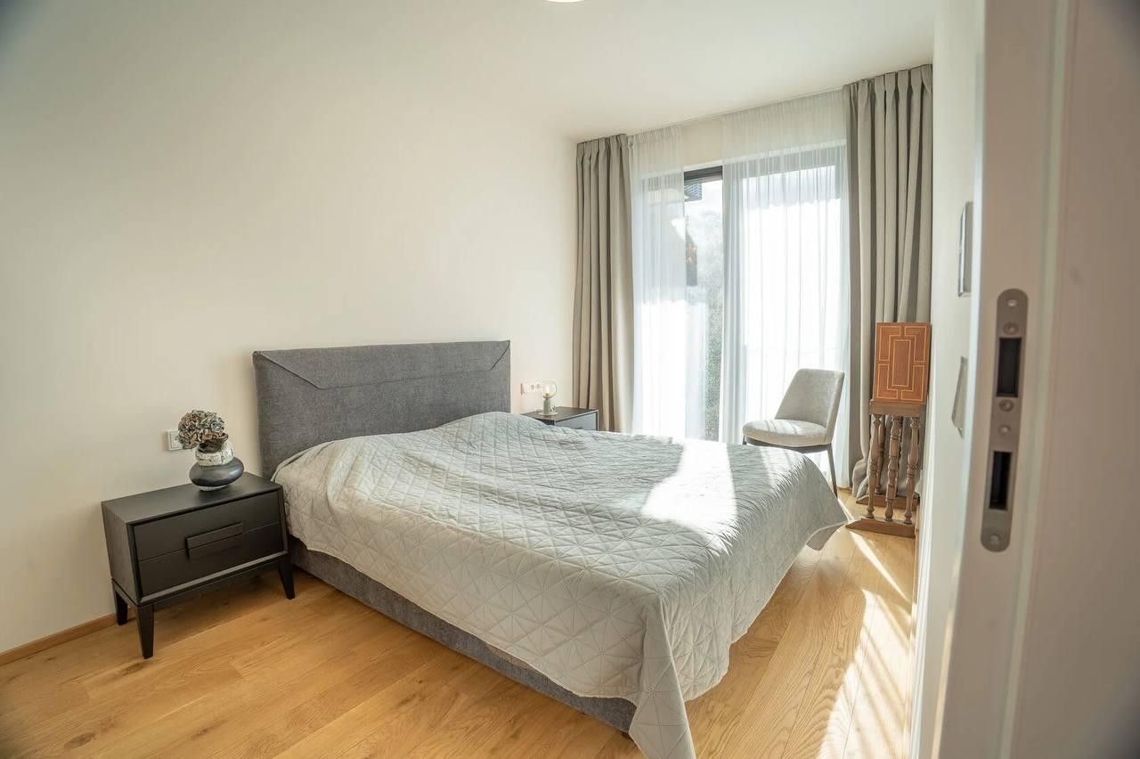 Prodej byt 3+kk - Povodňová, Praha, 61 m²