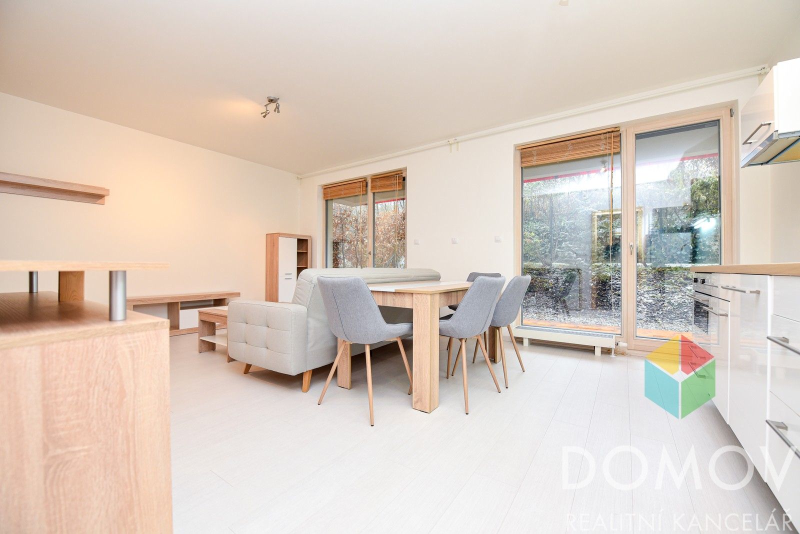 1+kk, Dolnocholupická, Praha, 37 m²