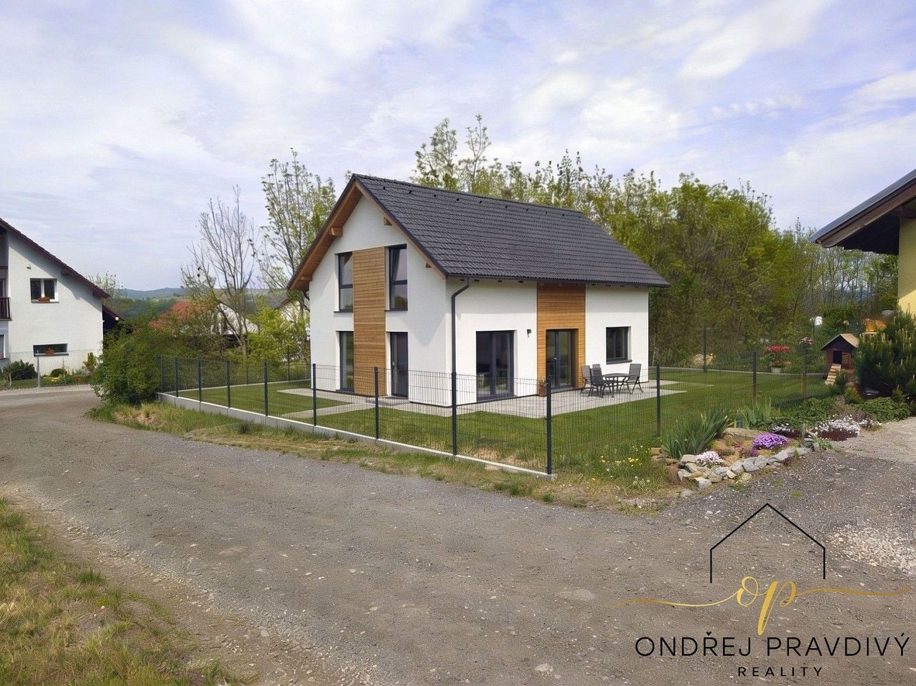 Prodej pozemek pro bydlení - Skuhrov, okres Beroun, Středočeský kraj - 5