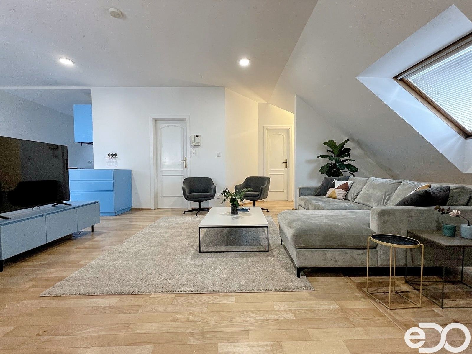 4+kk, Granátová, Praha, 171 m²