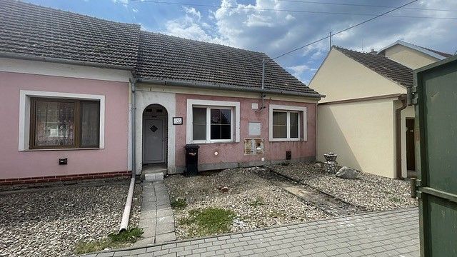 Rodinný dům · 150 m² · Uherčice, okres Břeclav - 2