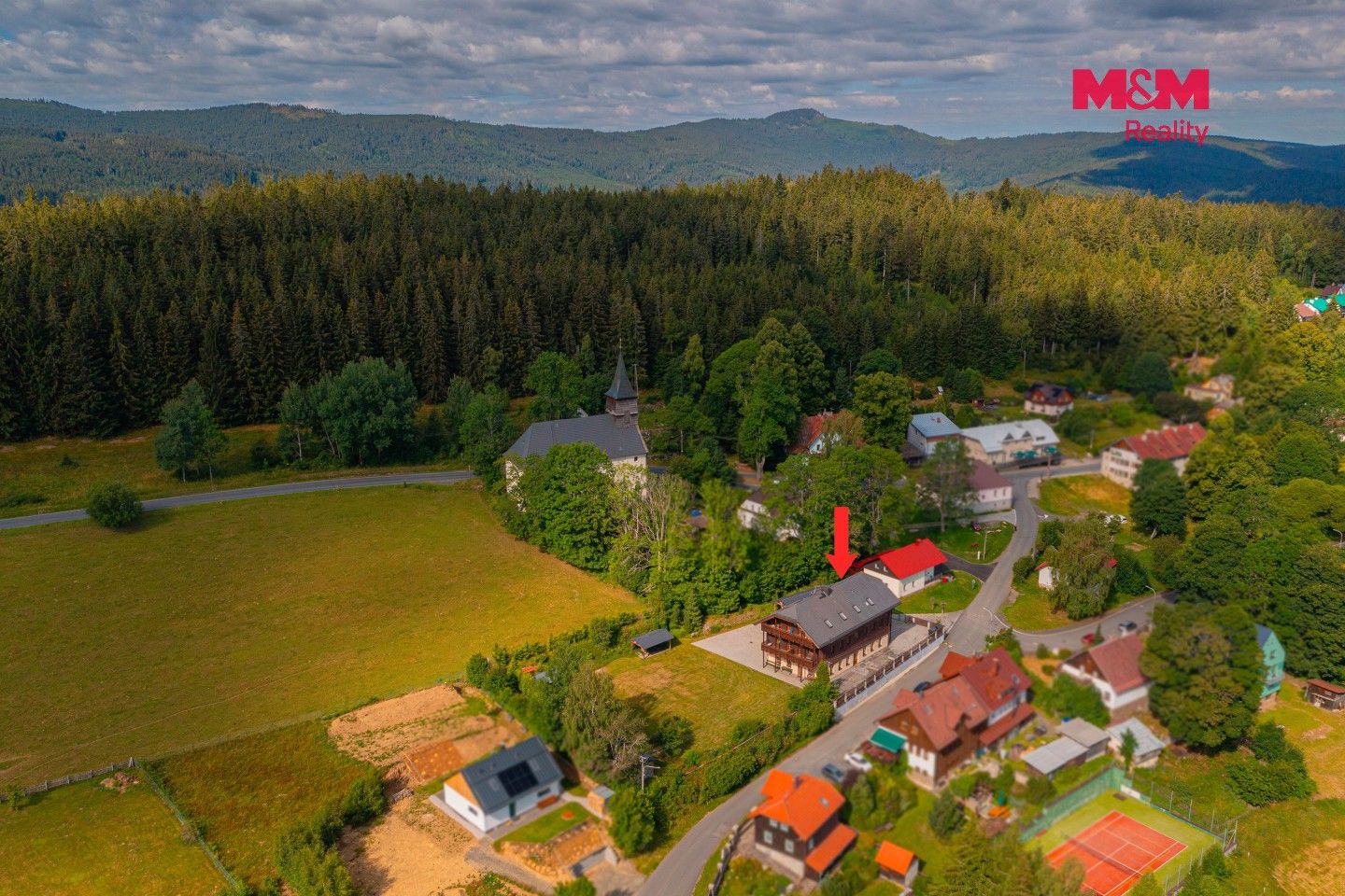 Prodej ubytovací zařízení - Hojsova Stráž, Železná Ruda, 910 m² - 2