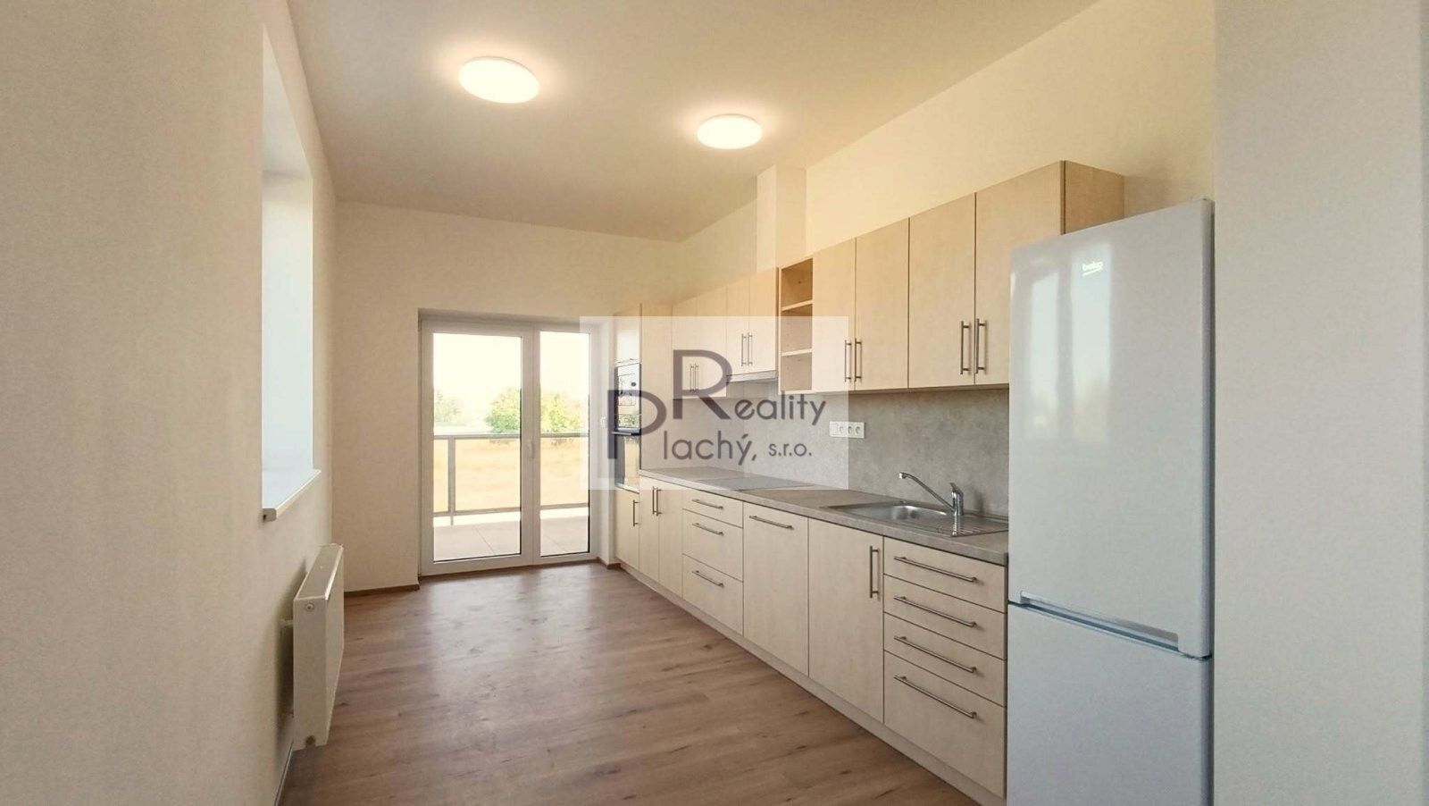 Byt 2+kk · 338 m² · Hevlín - 3