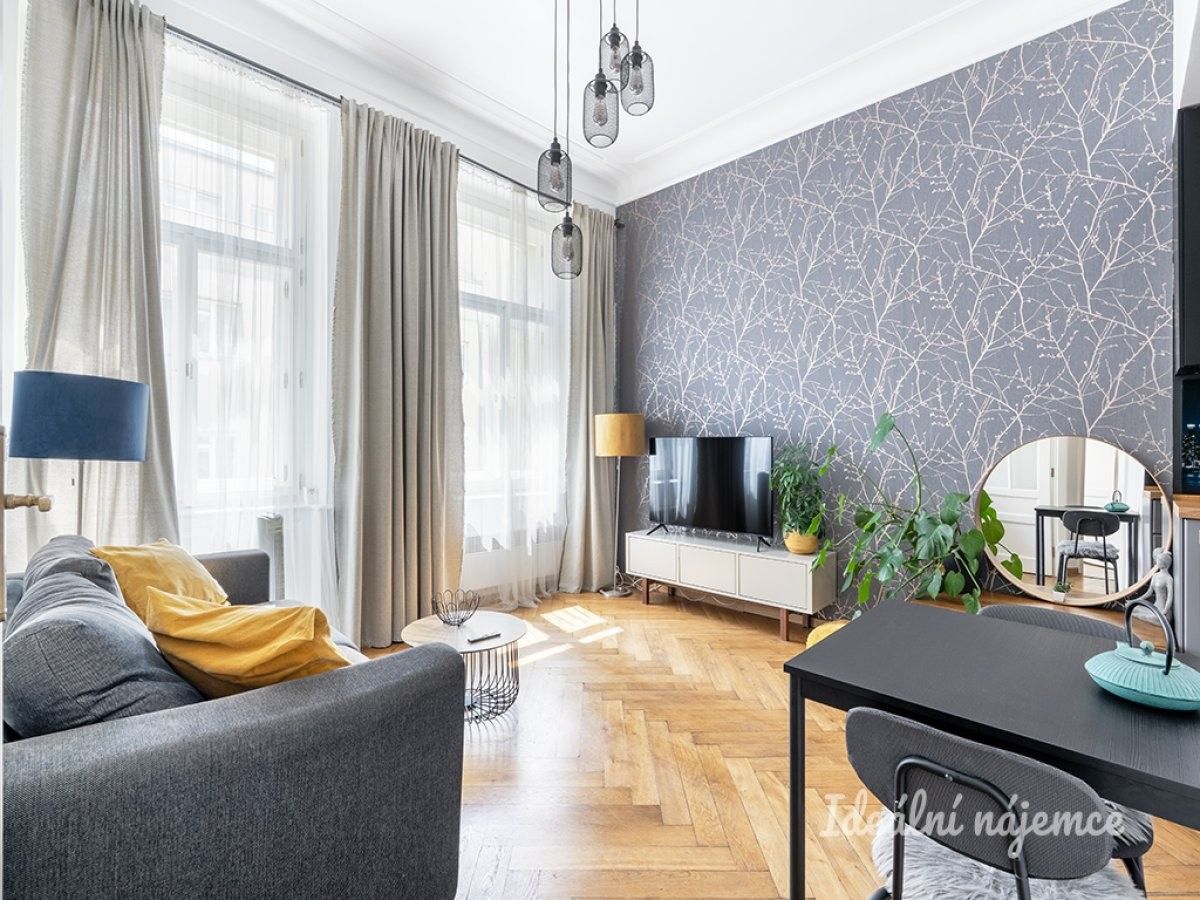 2+kk, Truhlářská, Praha, 33 m² - 1