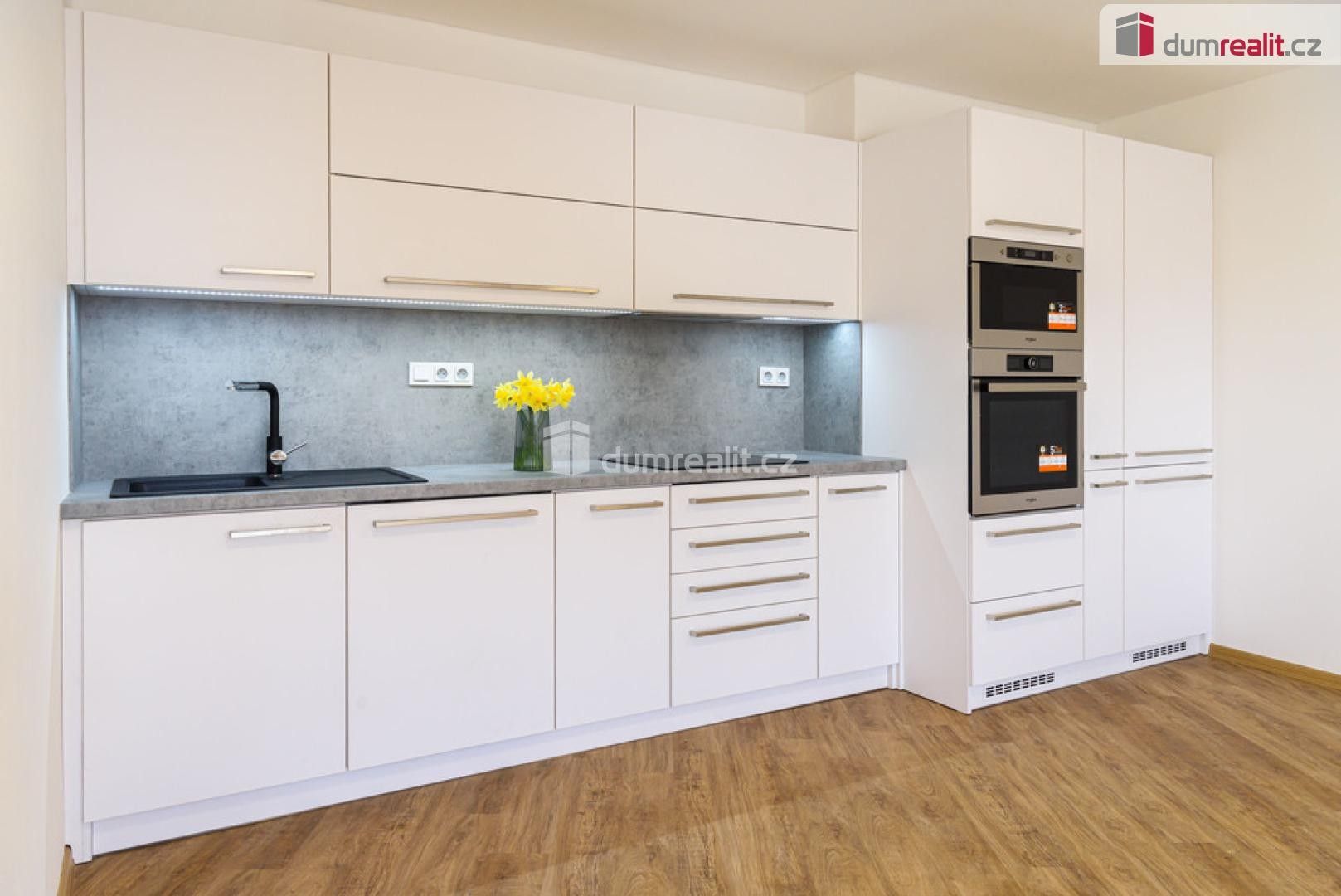 3+kk, Všemina, 65 m²