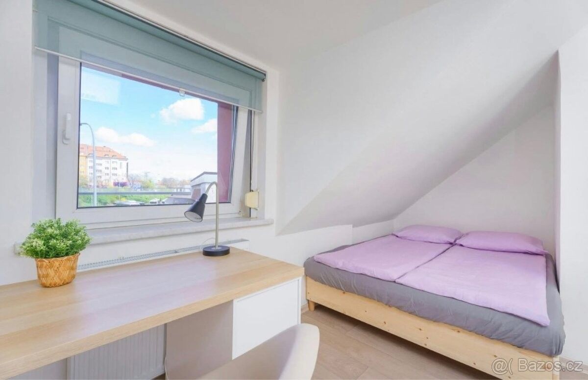 Pronájem byt - Praha, 140 00