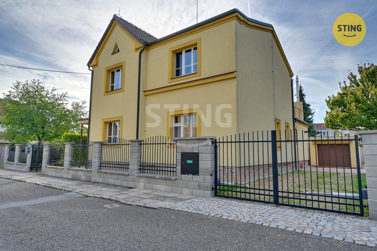 Vily, Protifaš. bojovníků  , Lázně Bohdaneč, 150 m² - 2