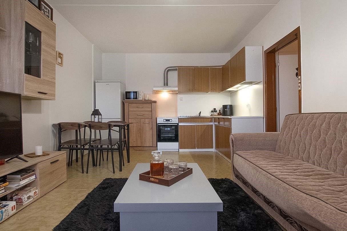 Pronájem byt 2+kk - nám. Přátelství 2802, Tábor, 40 m²