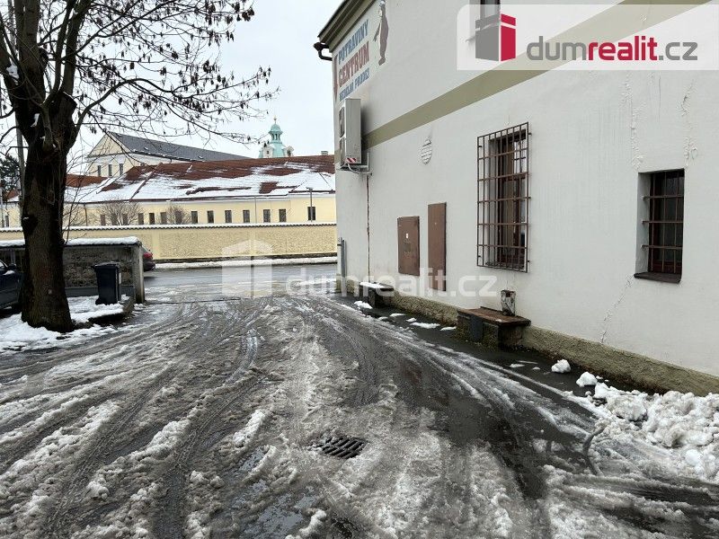 Pronájem obchodní prostory - Vítězná, Kutná Hora, 120 m²