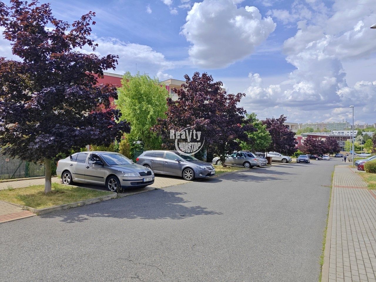 Prodej komerční pozemek - Přeučilova, Praha, 222 m²