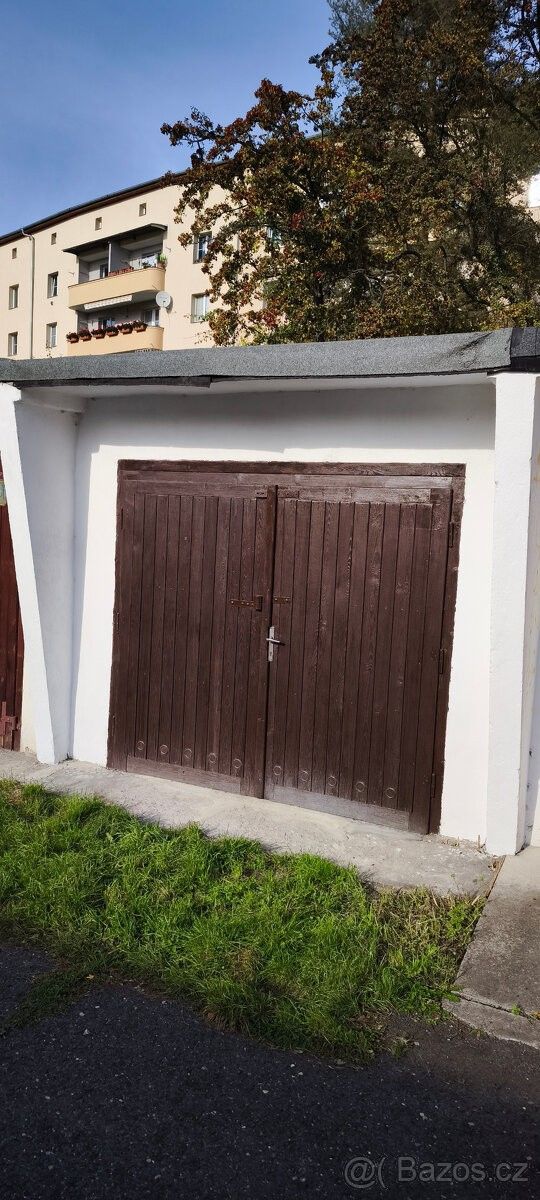 Garáže, Ústí nad Labem, 400 01