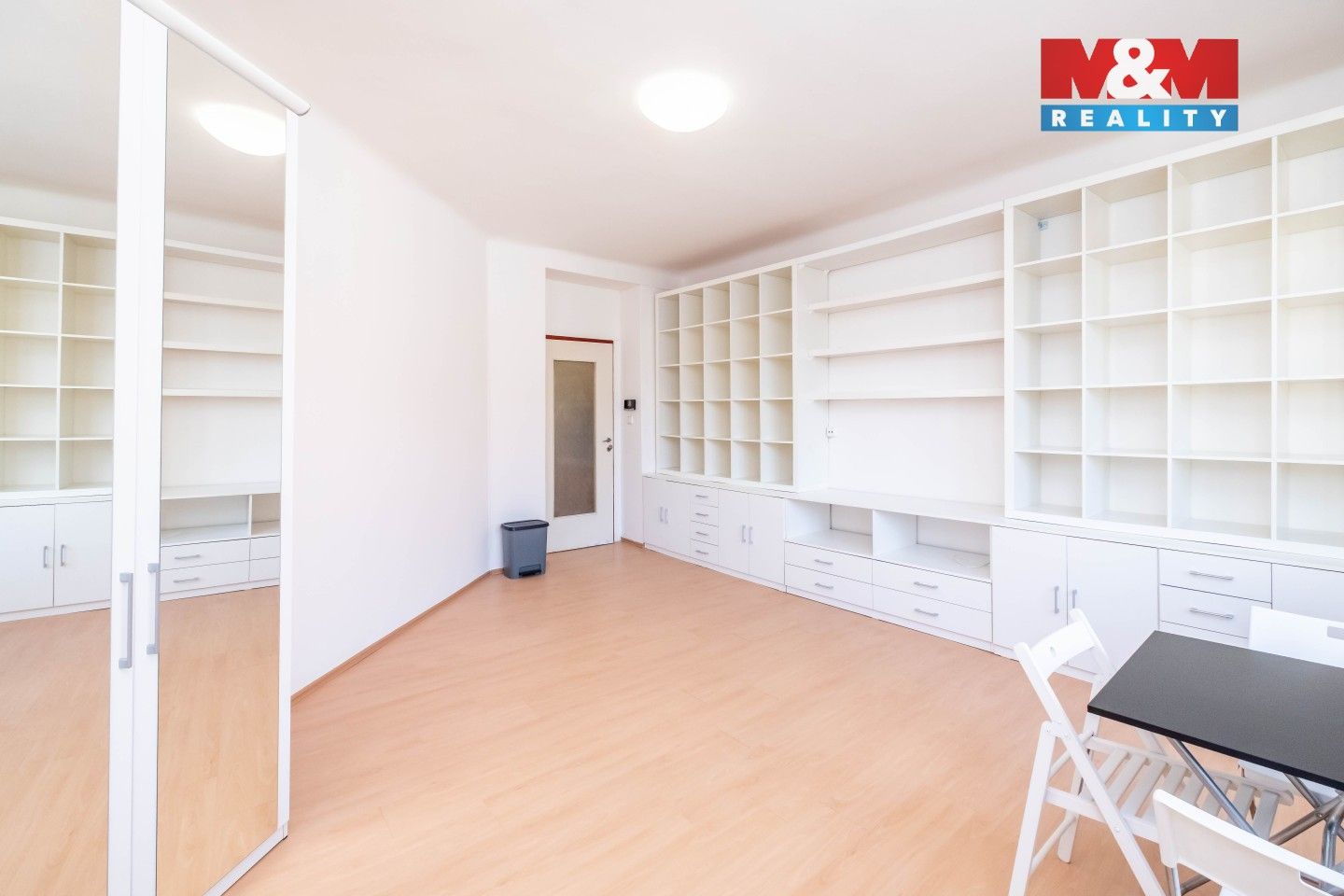 Pronájem byt 1+kk - Kafkova, Praha, 33 m²