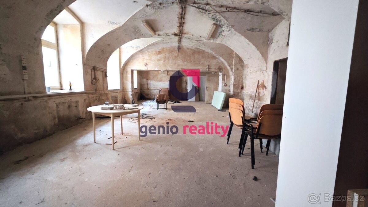 Sklady, Terezín, 411 55