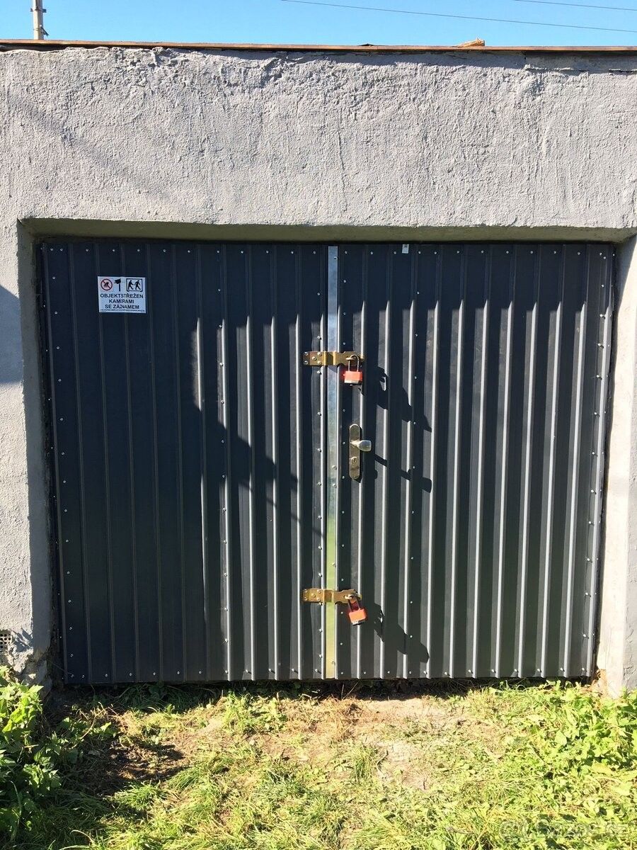 Garáže, Karviná, 733 01