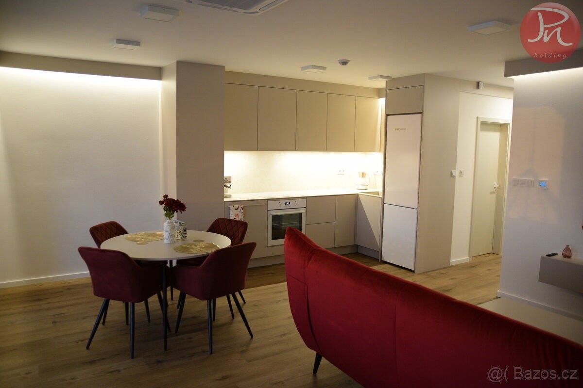 Byty, Dolní Domaslavice, 739 38