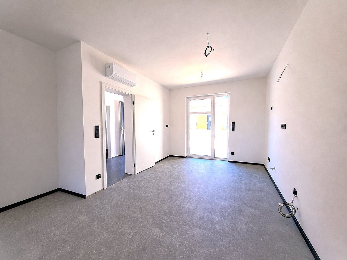 Prodej rodinný dům - náměstí u dubu, Stochov, 110 m² - 2