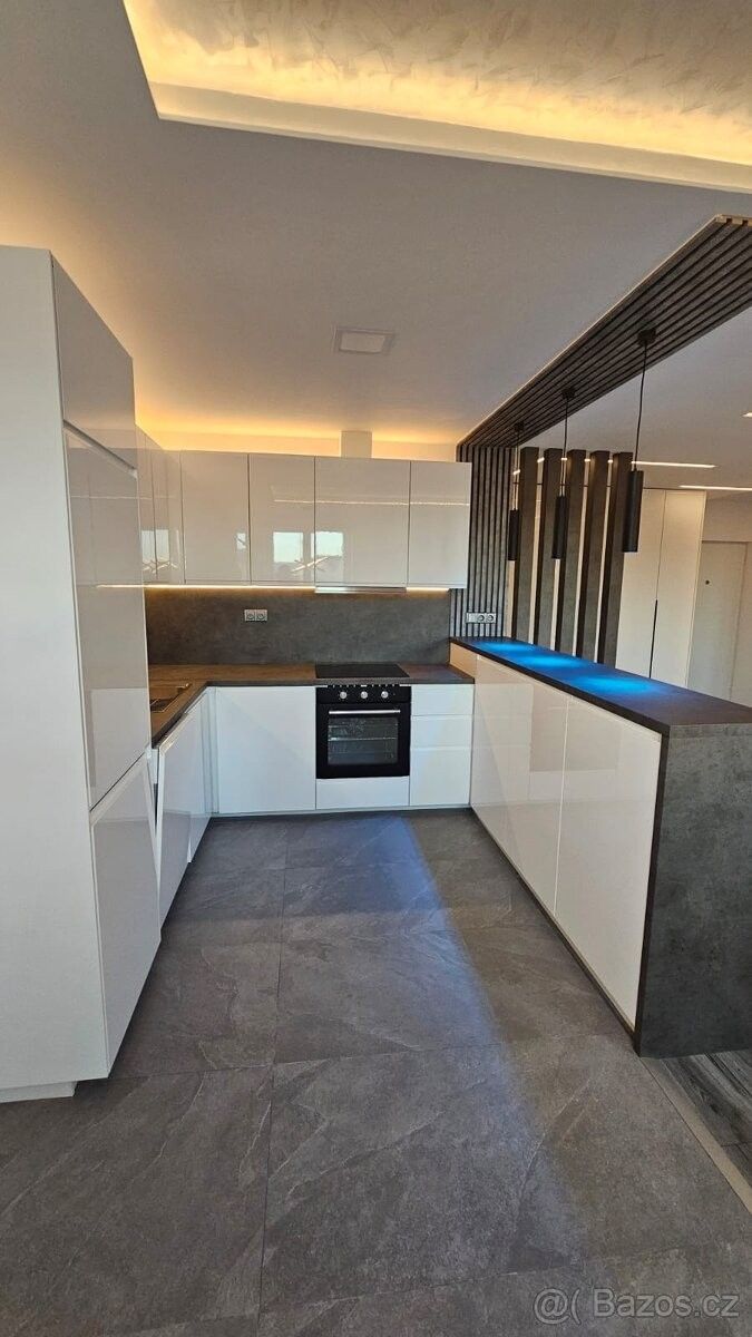 Pronájem byt - Praha, 120 00