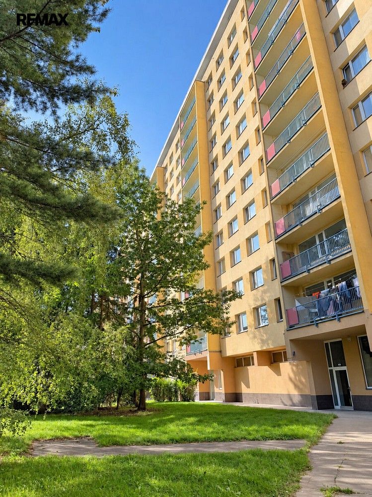 Pronájem byt 2+1 - Slancova, Praha 8 - Kobylisy, 63 m² - 2