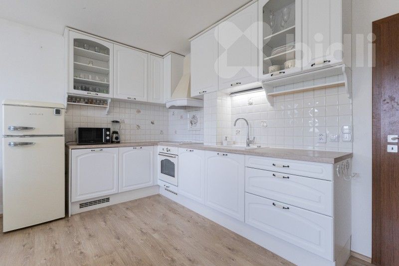 2+kk, Na Plzeňce, Praha, 54 m²