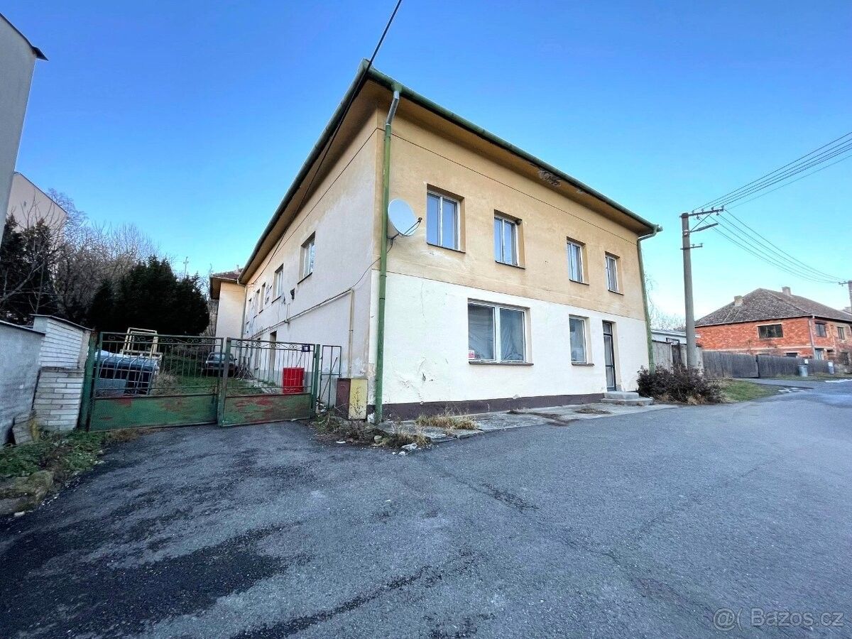 Rodinné domy, Bojkovice, 687 71