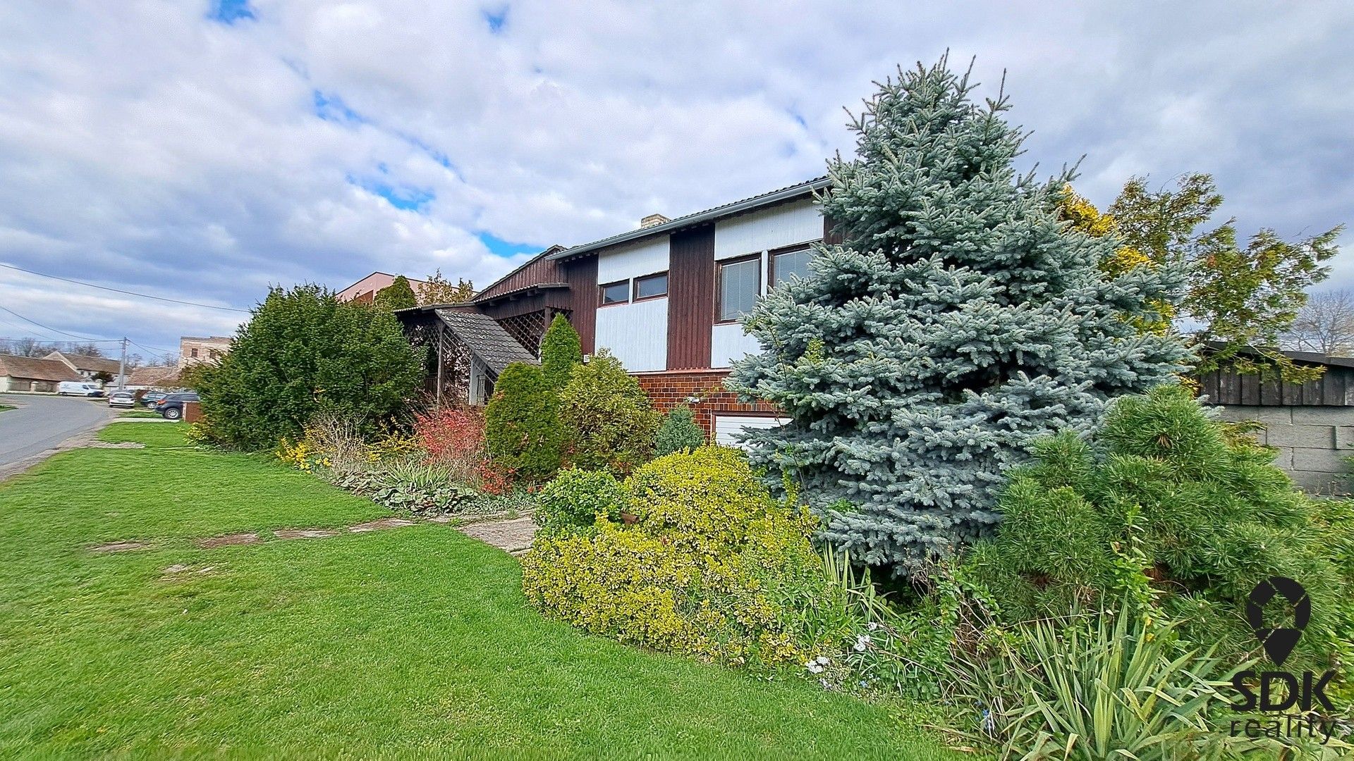 Prodej rodinný dům - Micmanice, Strachotice, 128 m²