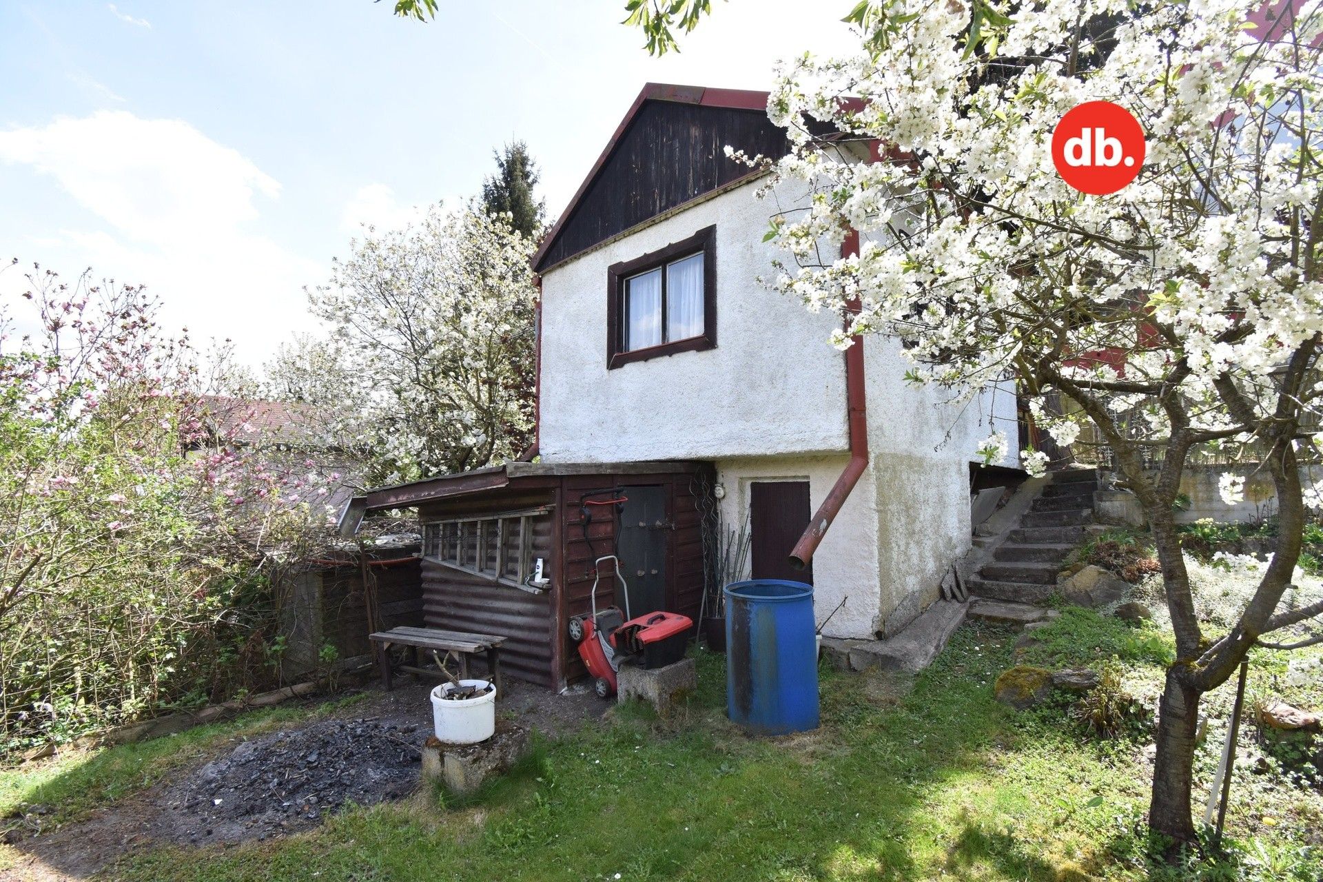 Zahrada, 360 m²