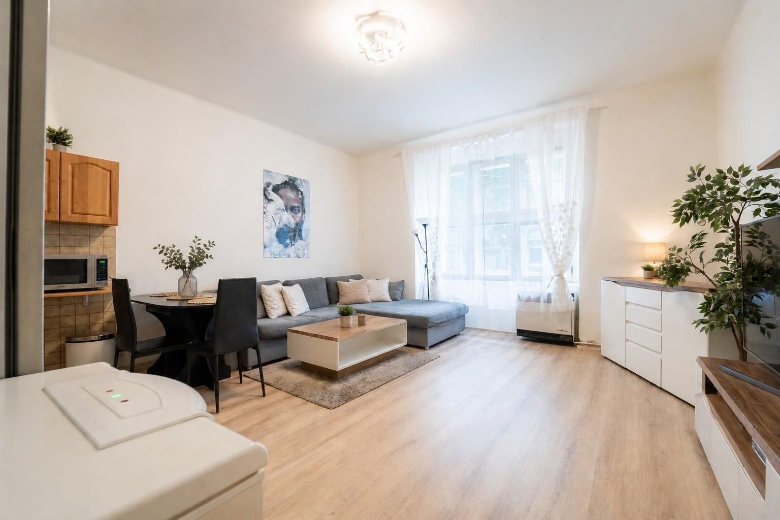 3+kk, Minská , Praha Vršovice, 57 m² - 1
