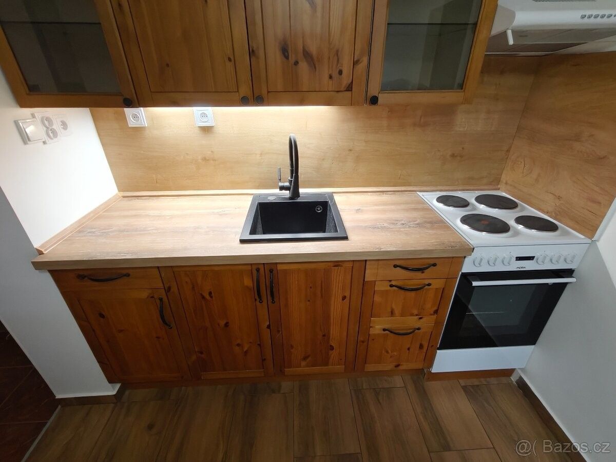 Pronájem rodinný dům - Mladá Boleslav, 293 01