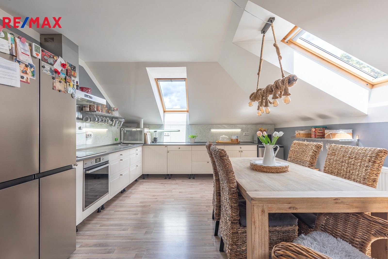 Prodej rodinný dům - Komenského, Lom, 300 m²