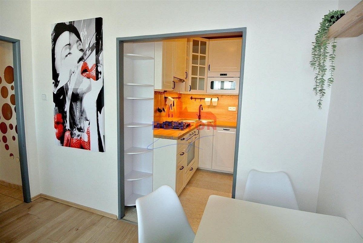 Pronájem byt 2+kk - Praha - Chodov, okres Praha 11, Hlavní město Praha, 44 m² - 5