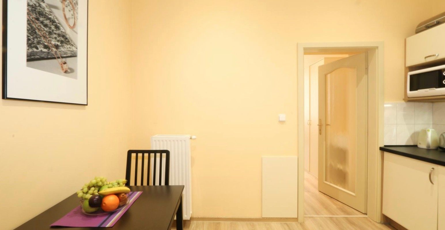 Pronájem byt 1+kk - Máchova 724/19, Praha, 40 m² - 5